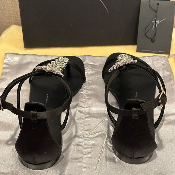 Giuseppe Zanotti  Raso Doppiatto crystal embellished sandals size EU 39 - Picture 4 of 16